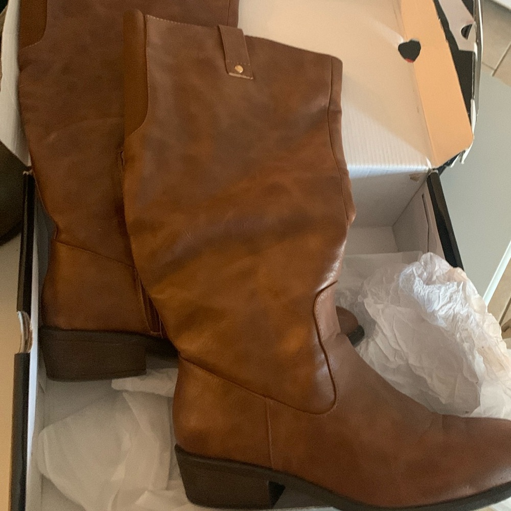 Pink and Pepper Women’s Boots